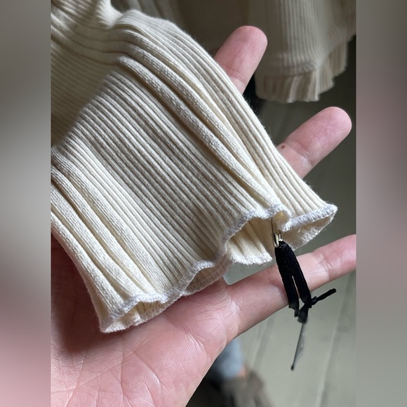 NWT MICHAEL LAUREN on Revolve Roberto Long Sleeve Ruffle Cardigan in Ivory - Picture 15 of 15